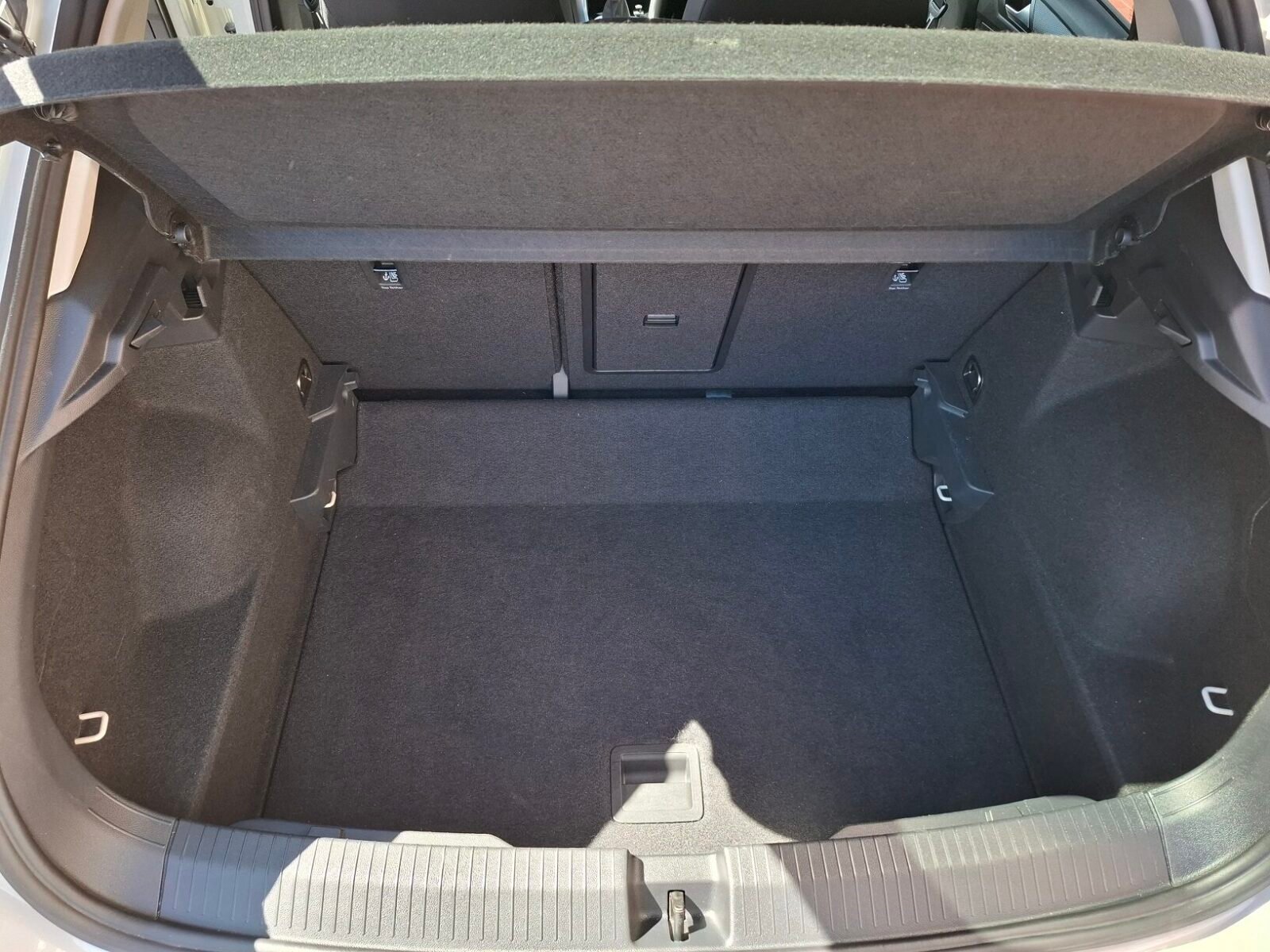 VOLKSWAGEN T-ROC 1.0 Tsi Más