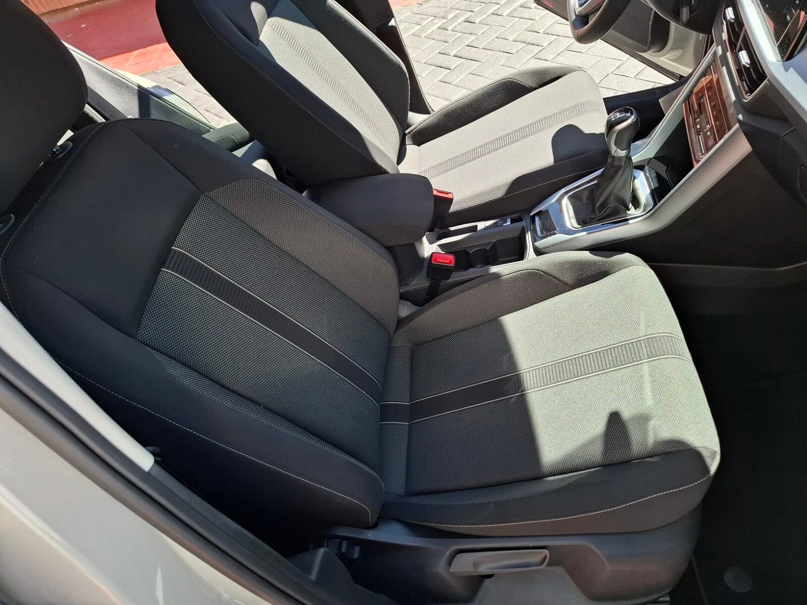VOLKSWAGEN T-ROC 1.0 Tsi Más