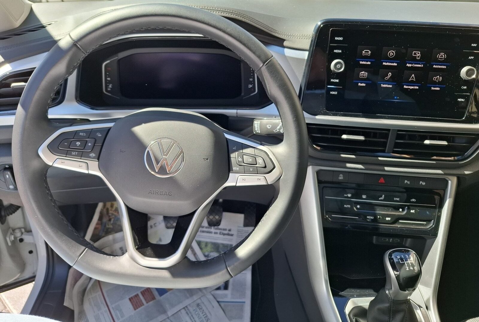 VOLKSWAGEN T-ROC 1.0 Tsi Más