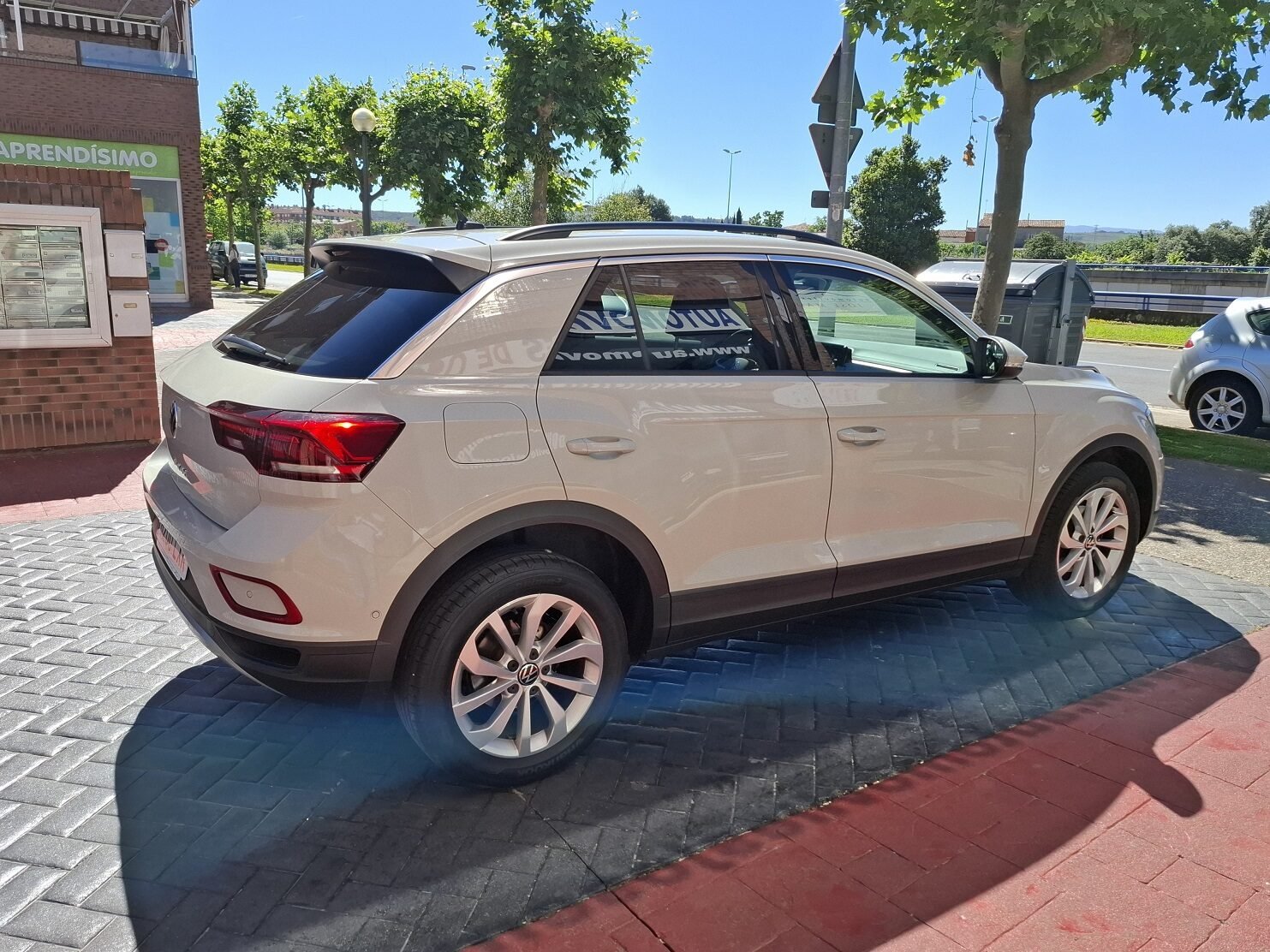 VOLKSWAGEN T-ROC 1.0 Tsi Más