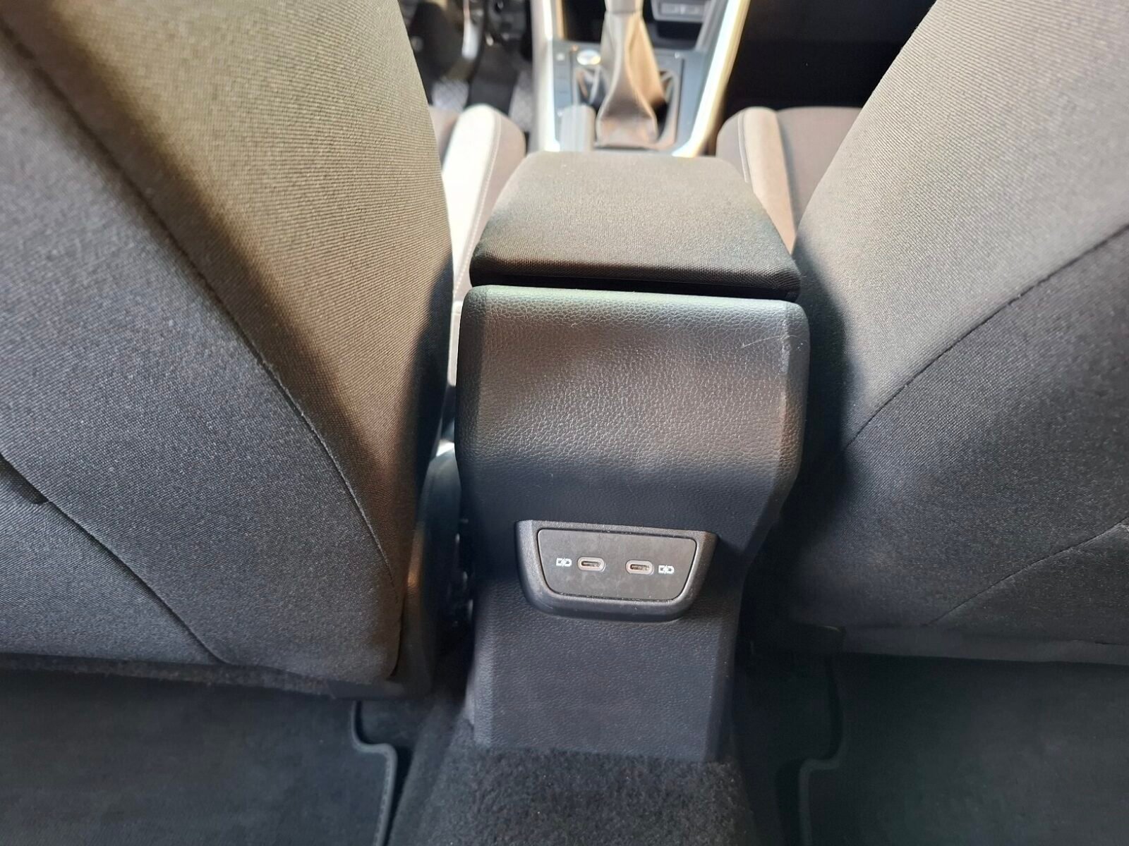 VOLKSWAGEN TAIGO Más