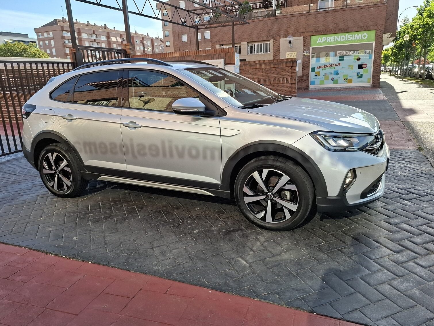 VOLKSWAGEN TAIGO Más