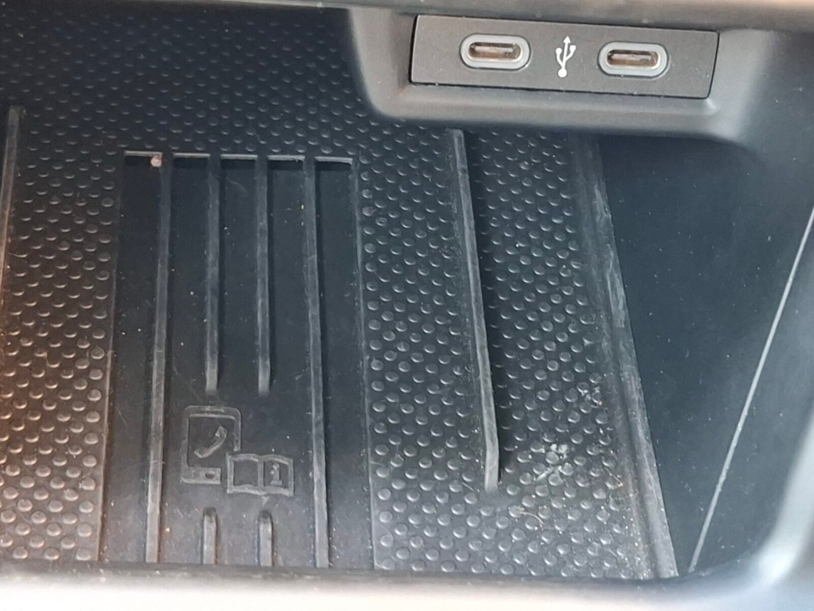 VOLKSWAGEN TAIGO Más