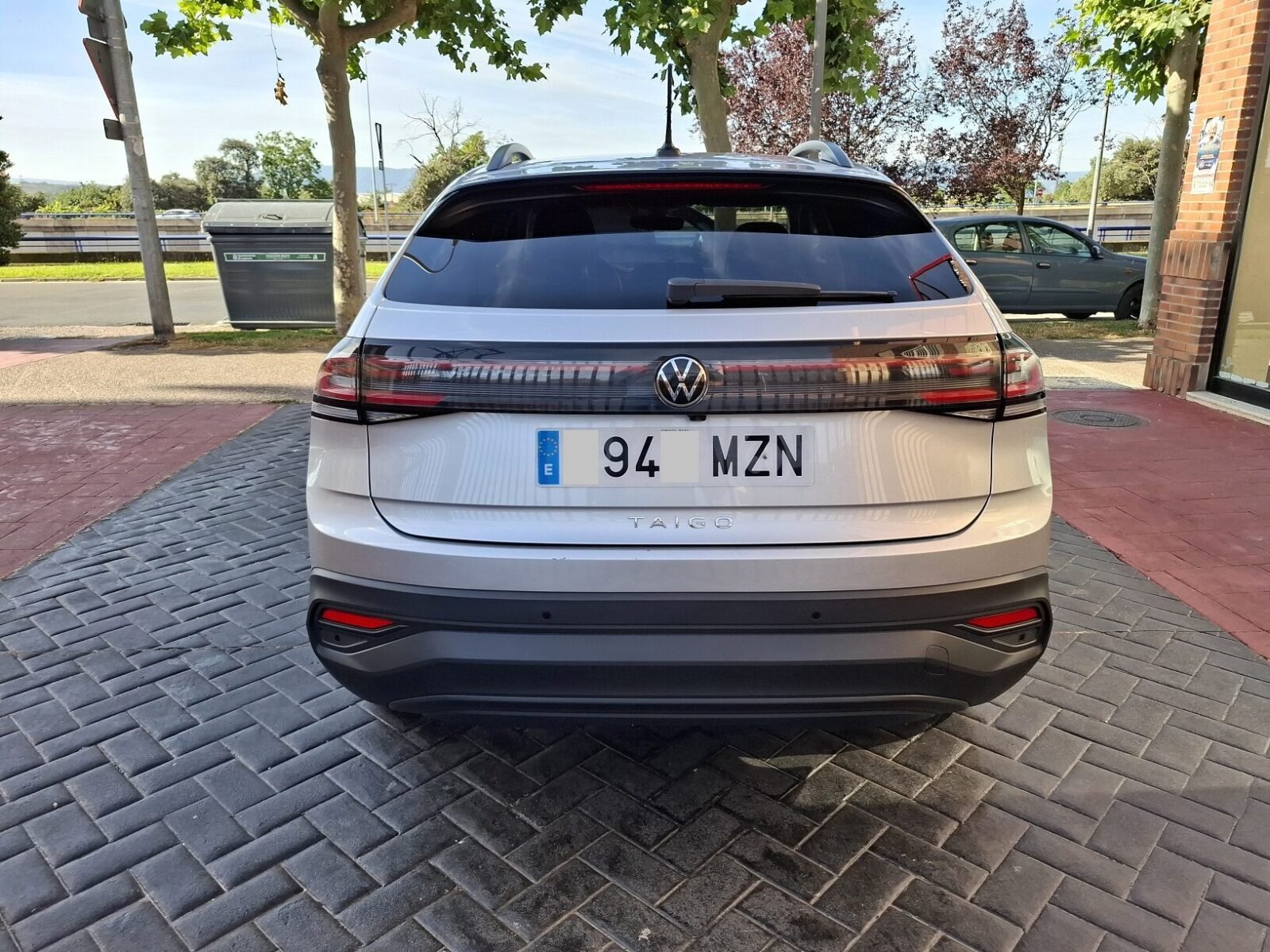 VOLKSWAGEN TAIGO Más