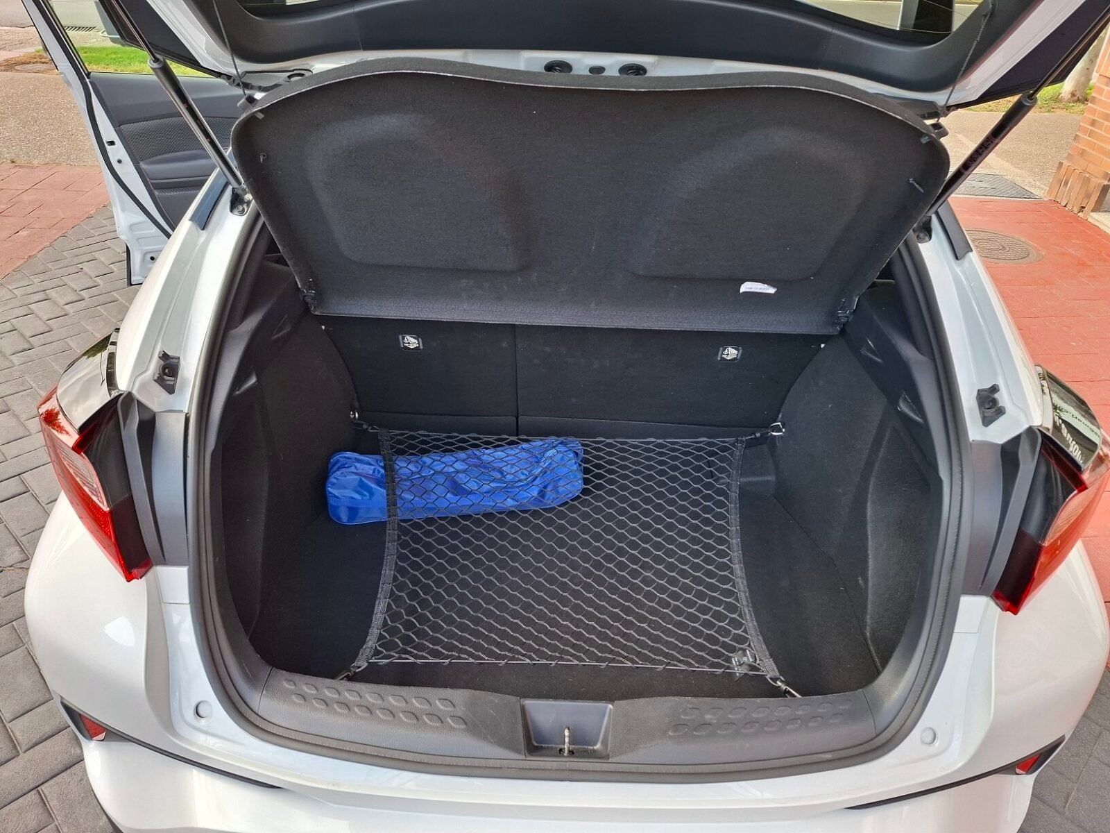 TOYOTA C-HR Advance