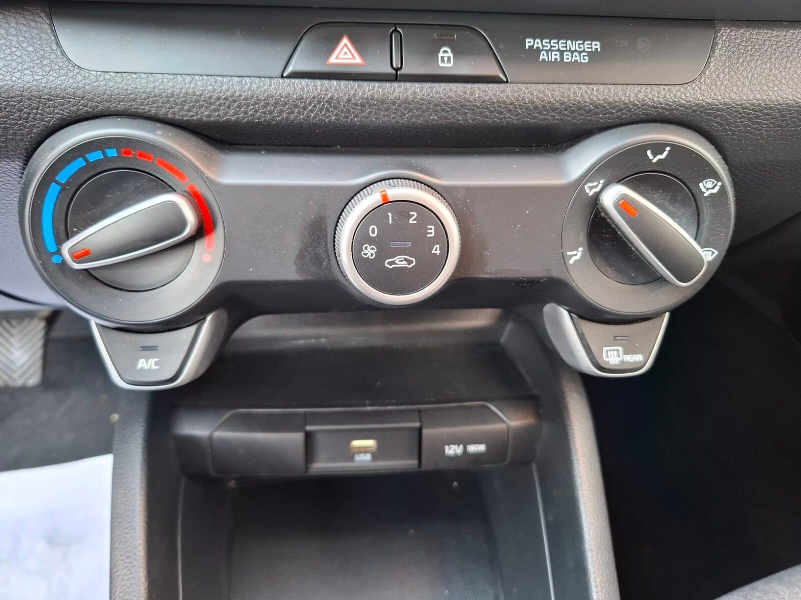 KIA Stonic 1.2cc Drive