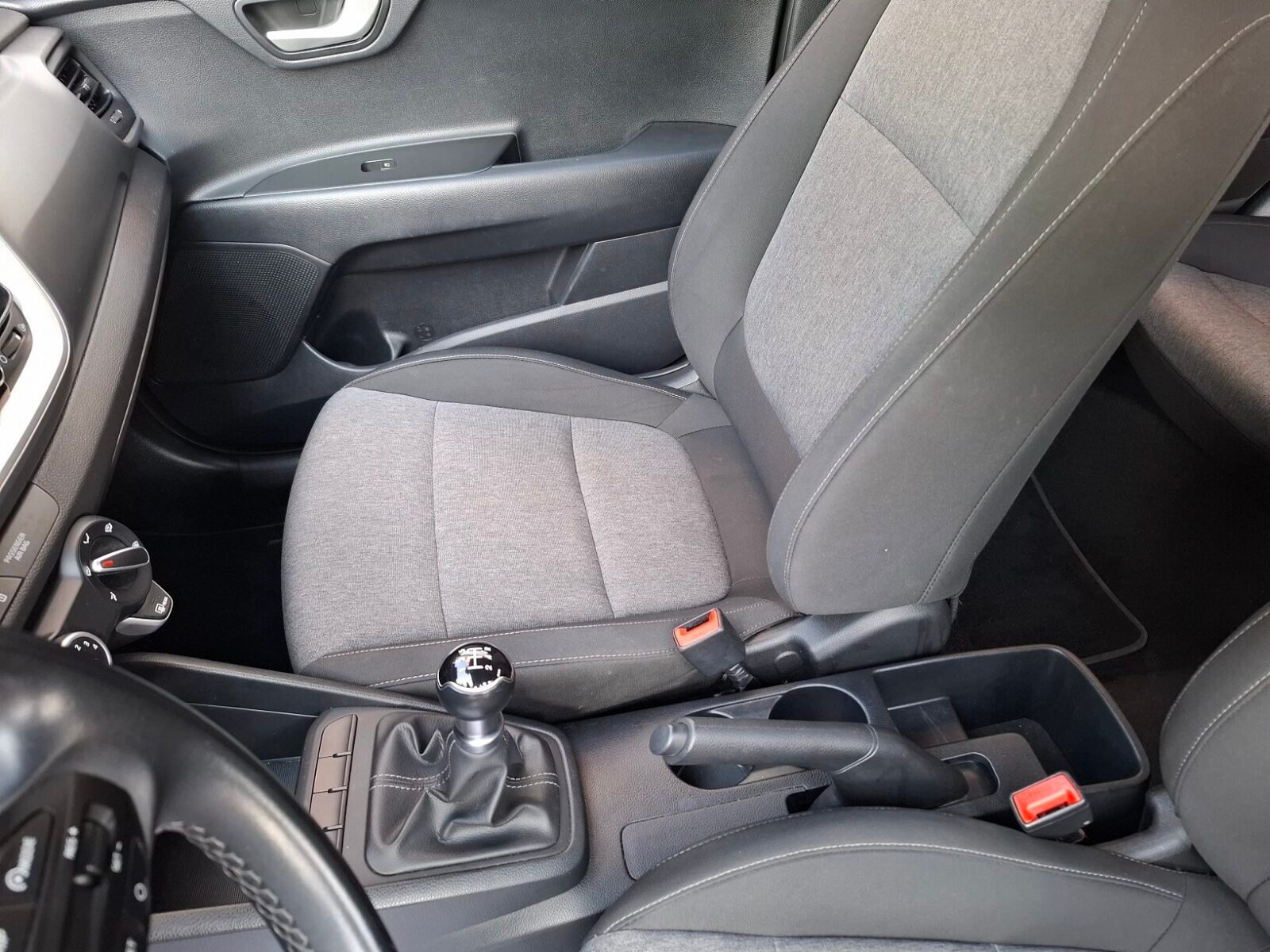 KIA Stonic 1.2cc Drive