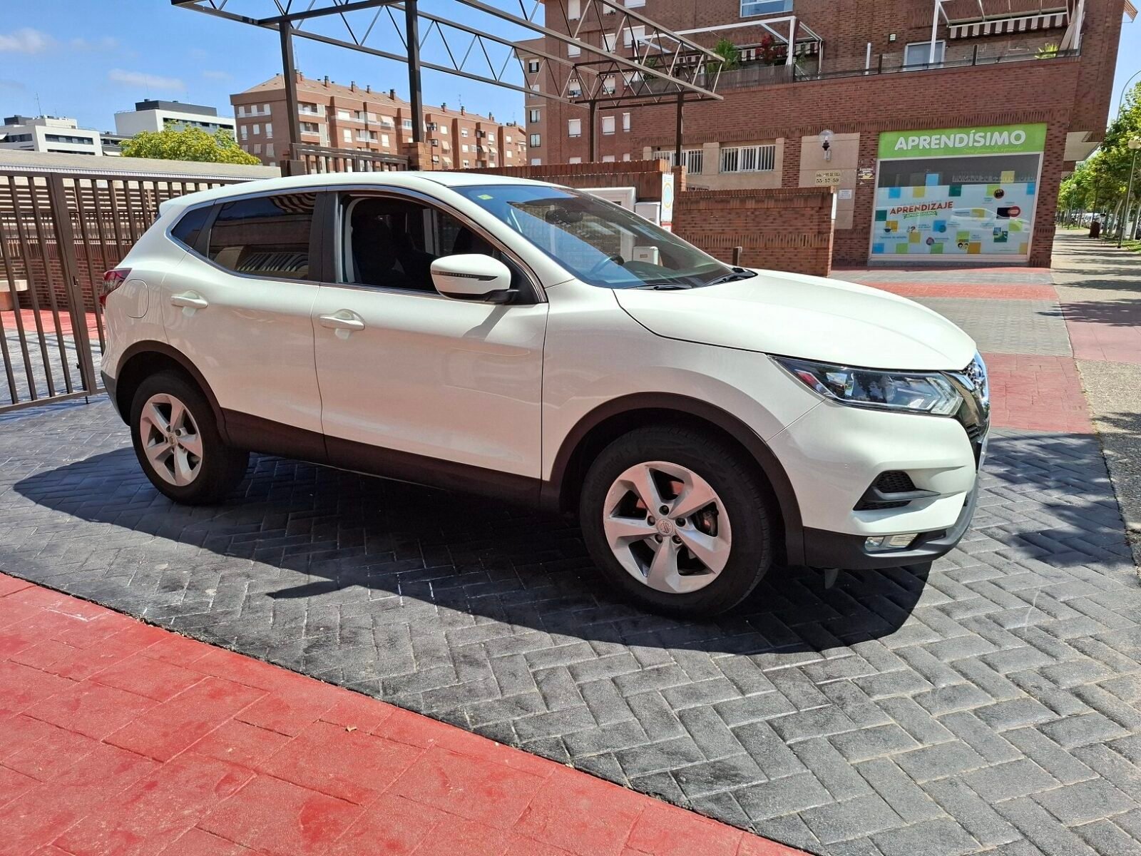 NISSAN Qashqai Dci Acenta pack