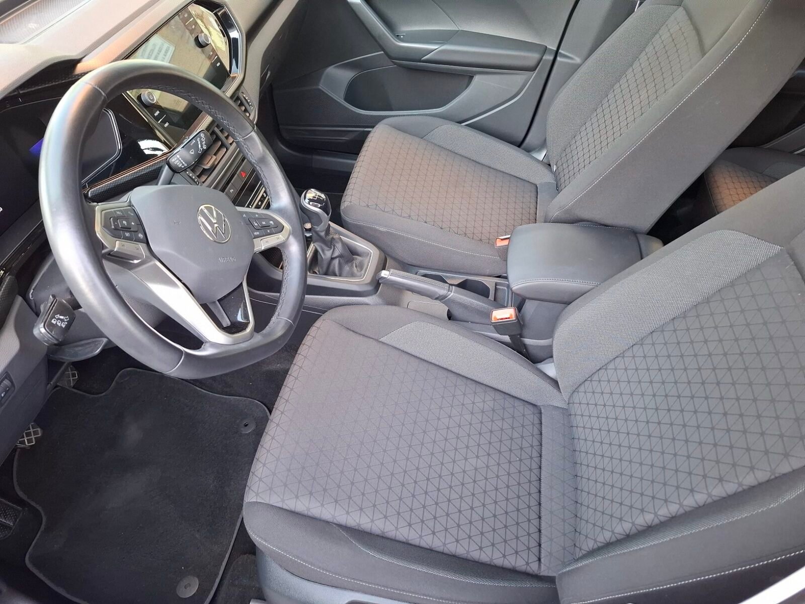 VOLKSWAGEN T-CROSS ADVANCE TSi