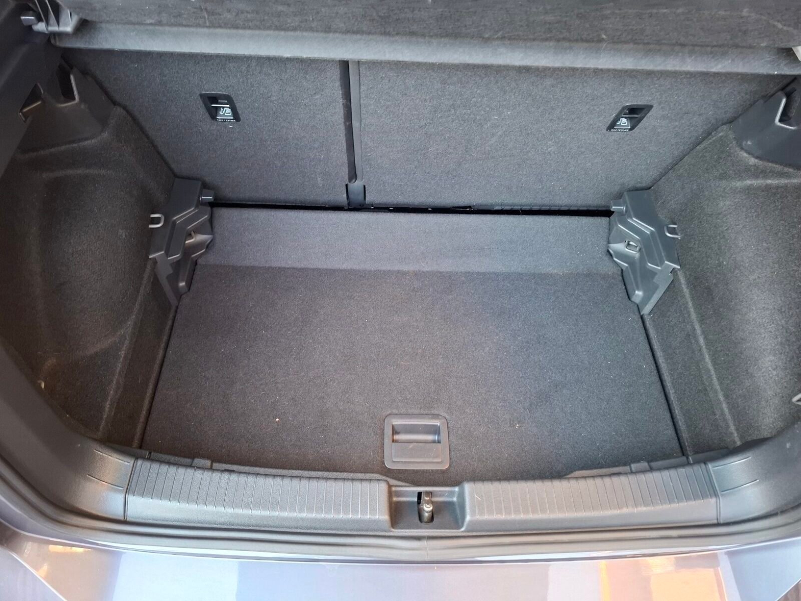 VOLKSWAGEN T-CROSS ADVANCE TSi