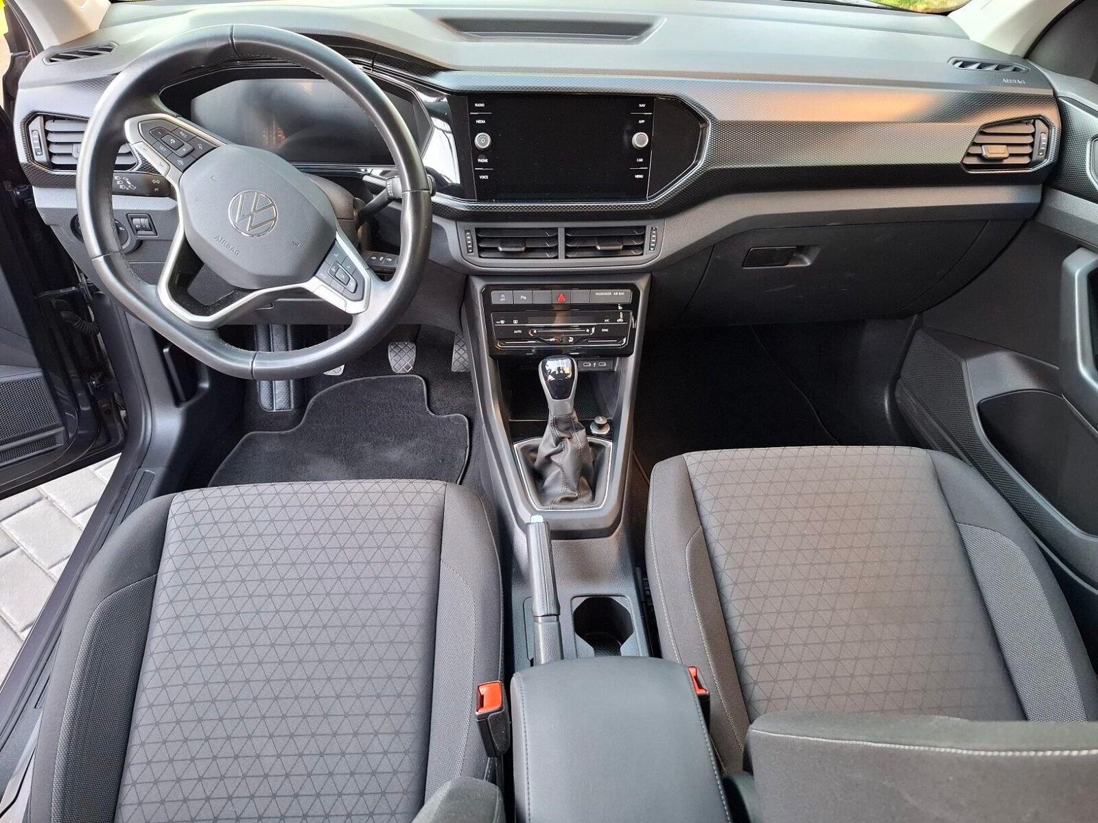 VOLKSWAGEN T-CROSS ADVANCE TSi