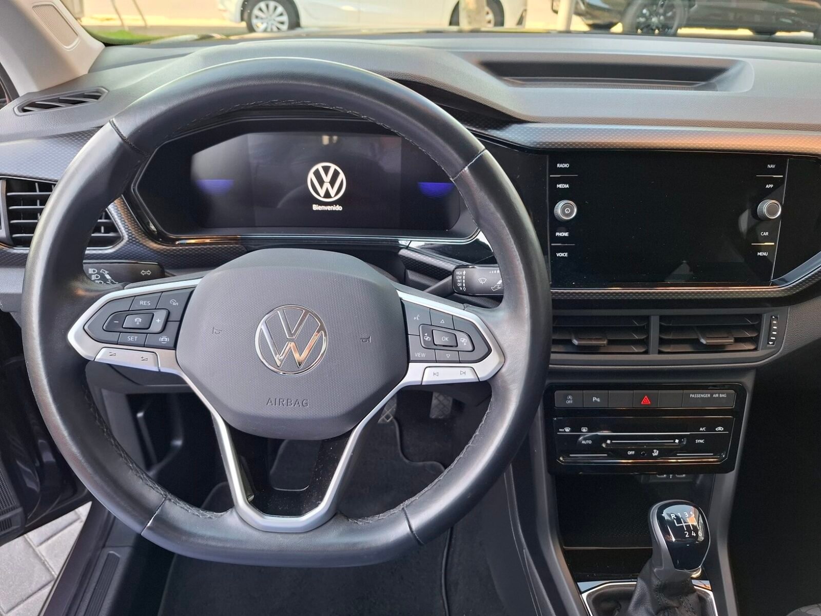 VOLKSWAGEN T-CROSS ADVANCE TSi