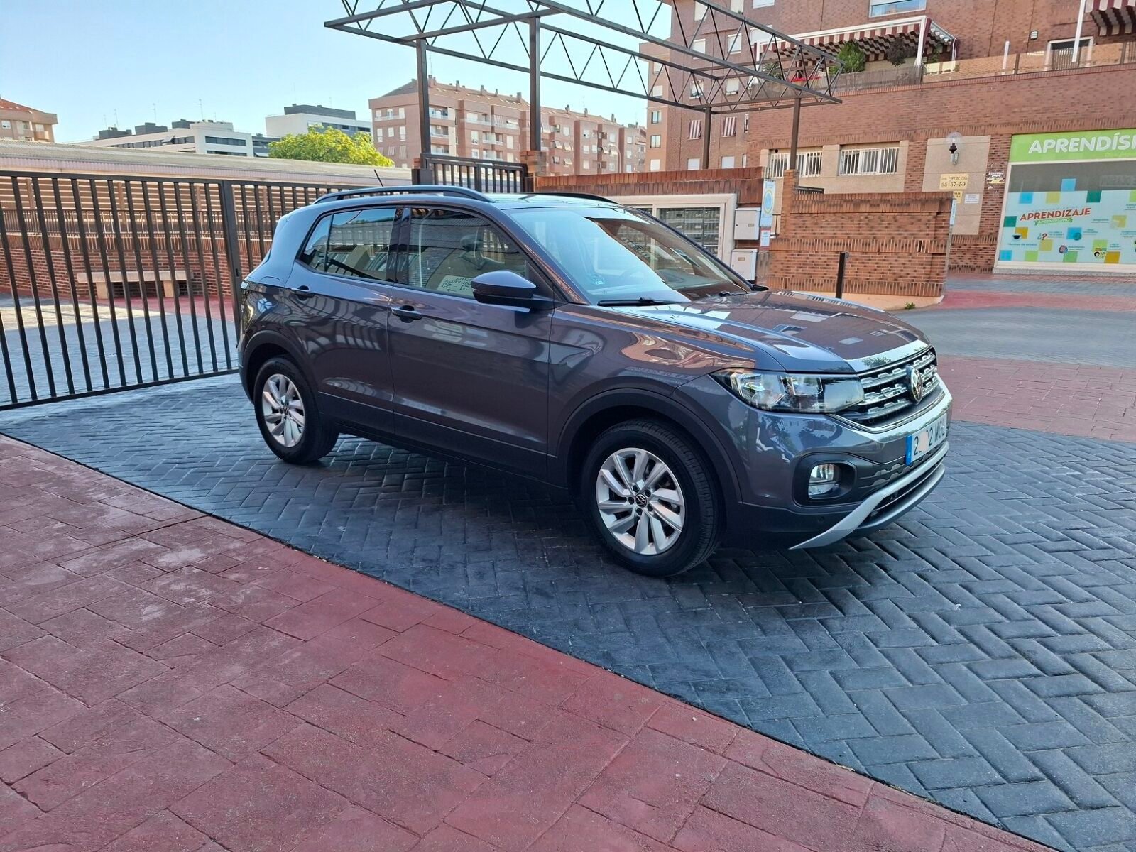 VOLKSWAGEN T-CROSS ADVANCE TSi