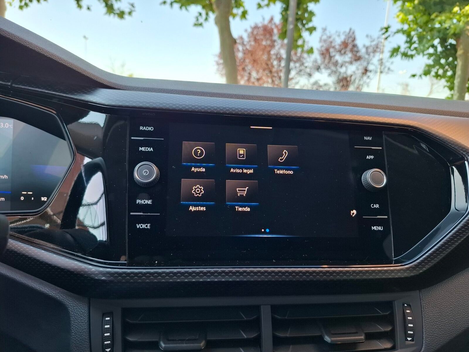 VOLKSWAGEN T-CROSS ADVANCE TSi