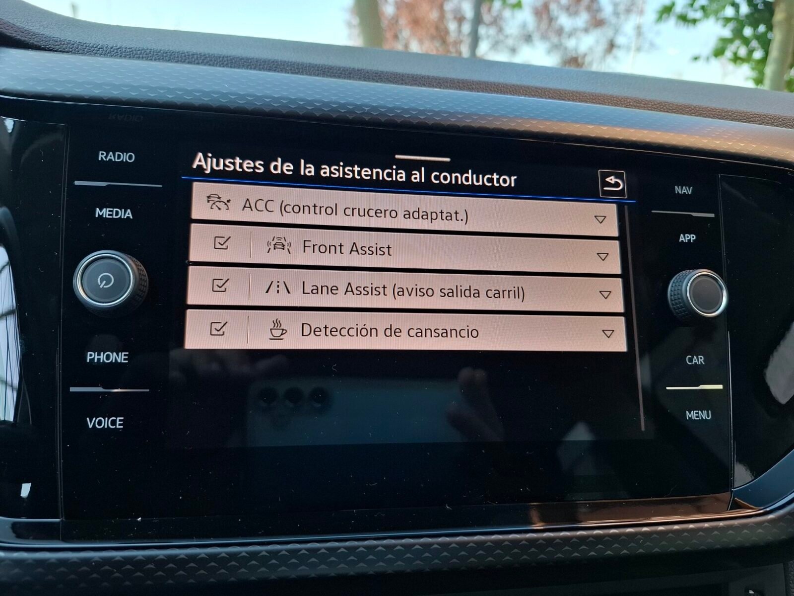 VOLKSWAGEN T-CROSS ADVANCE TSi