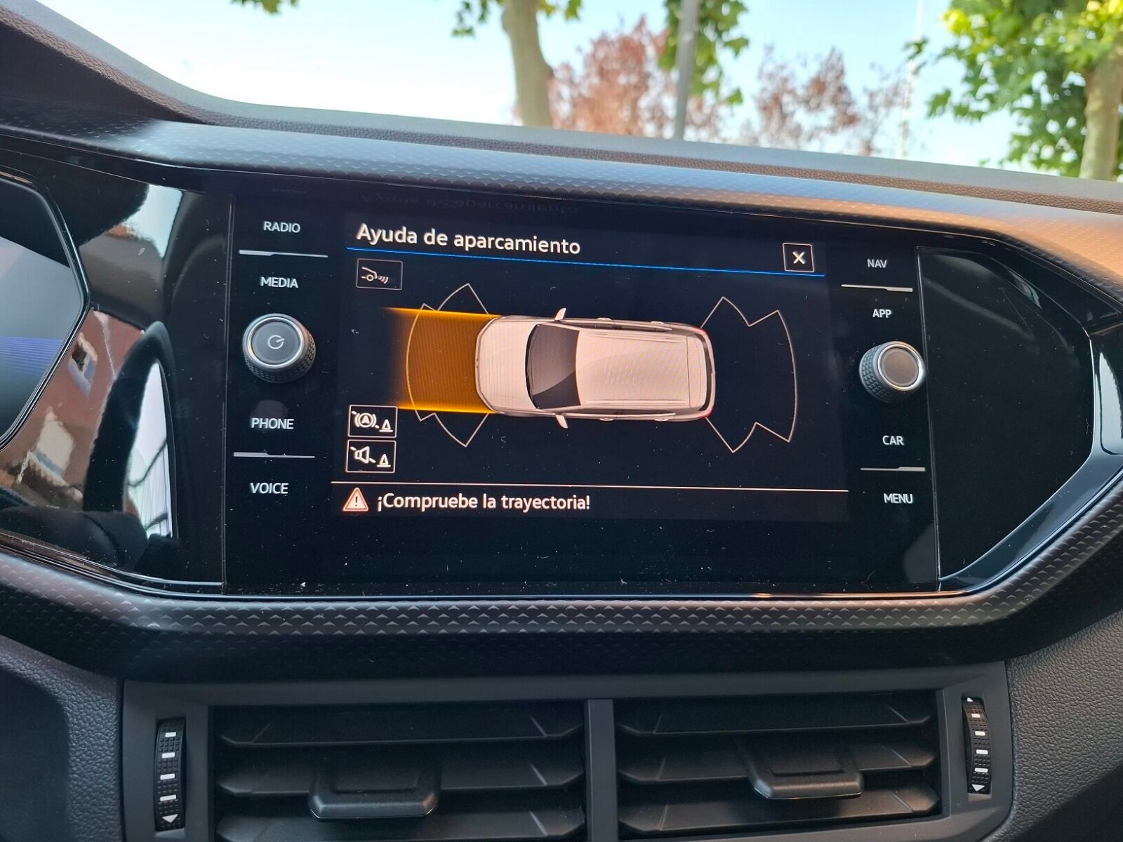 VOLKSWAGEN T-CROSS ADVANCE TSi