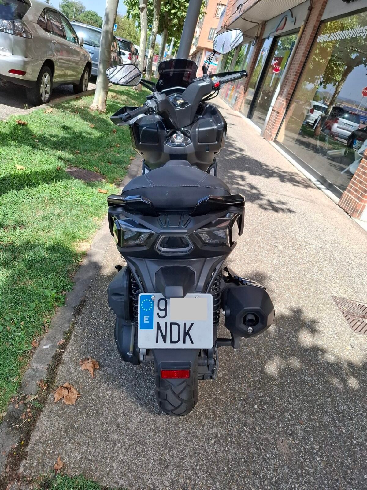Kymco 350 scooter DTX