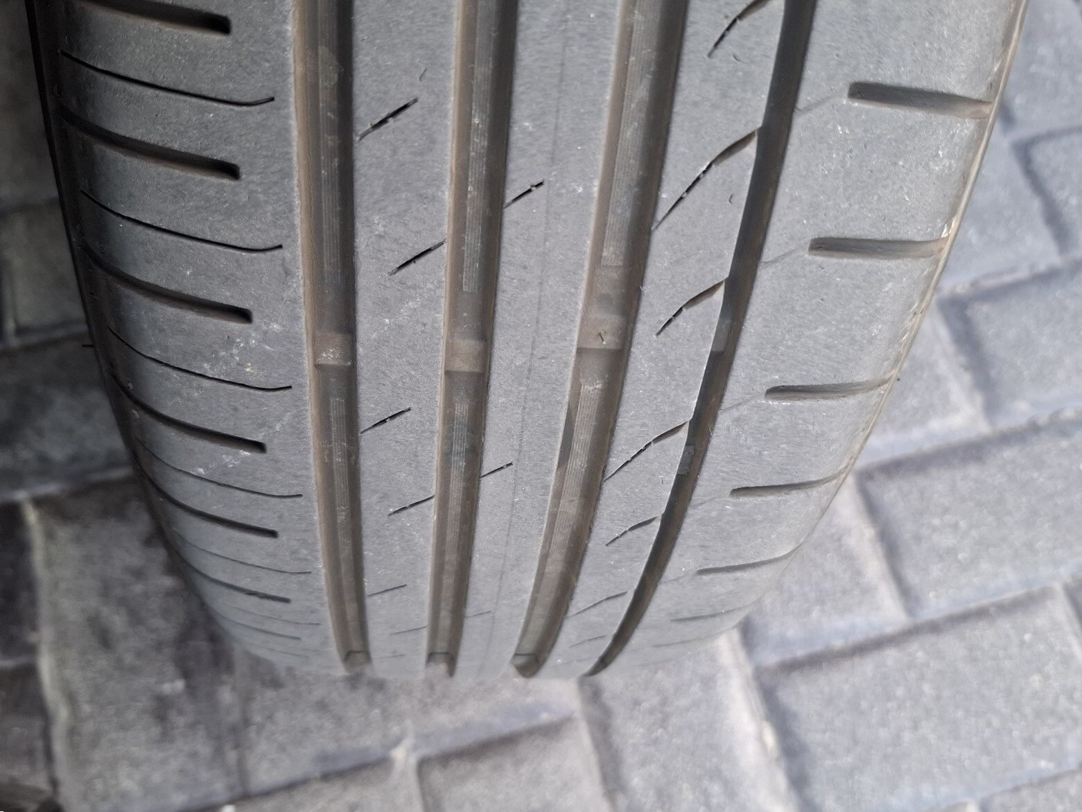 VOLKSWAGEN TAIGO LIFE DSG