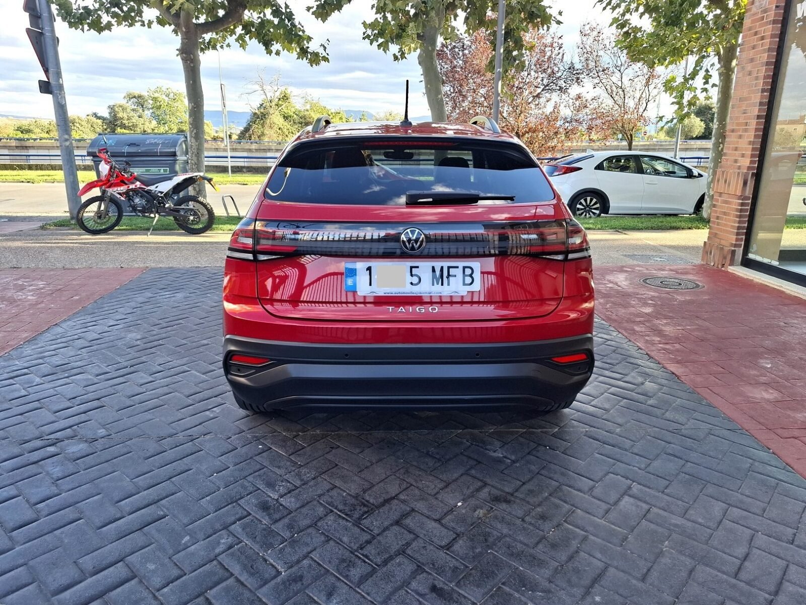 VOLKSWAGEN TAIGO LIFE DSG