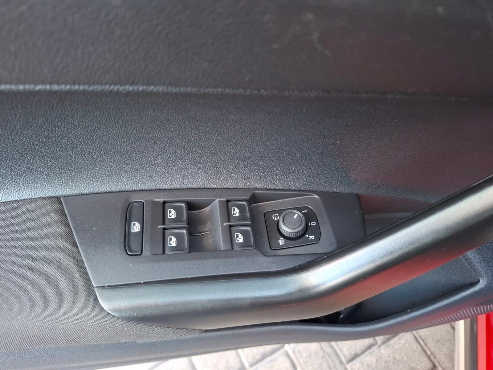 VOLKSWAGEN TAIGO LIFE DSG