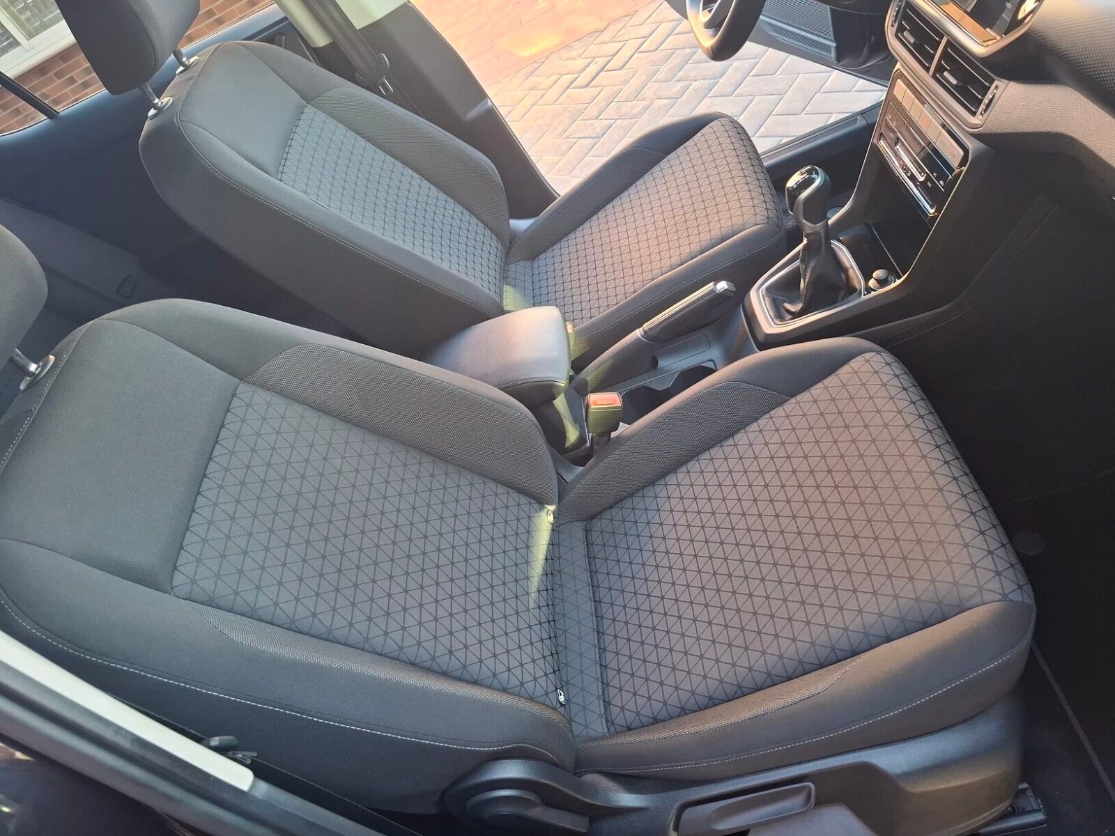 VOLKSWAGEN T-CROSS ADVANCE