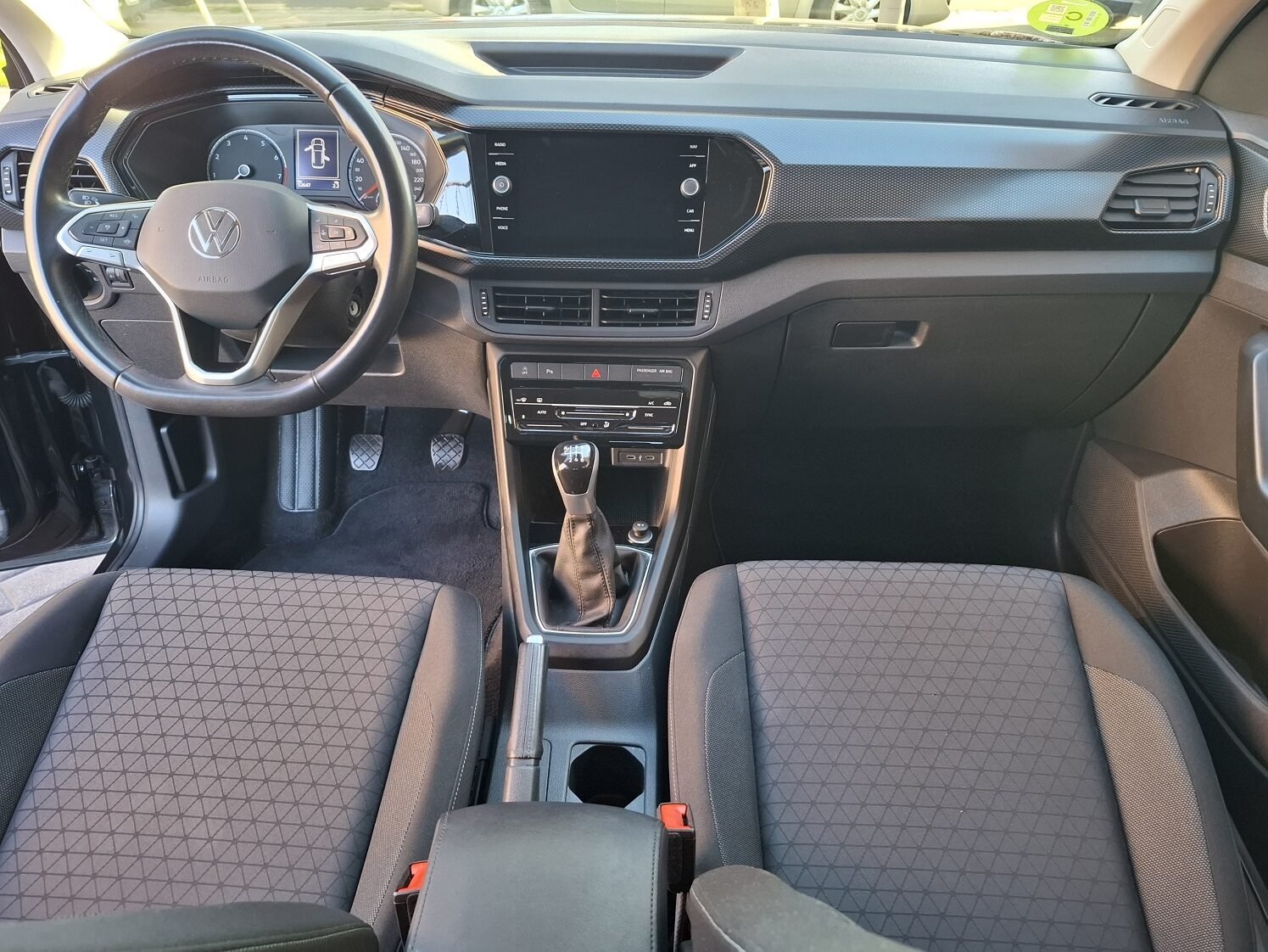 VOLKSWAGEN T-CROSS ADVANCE