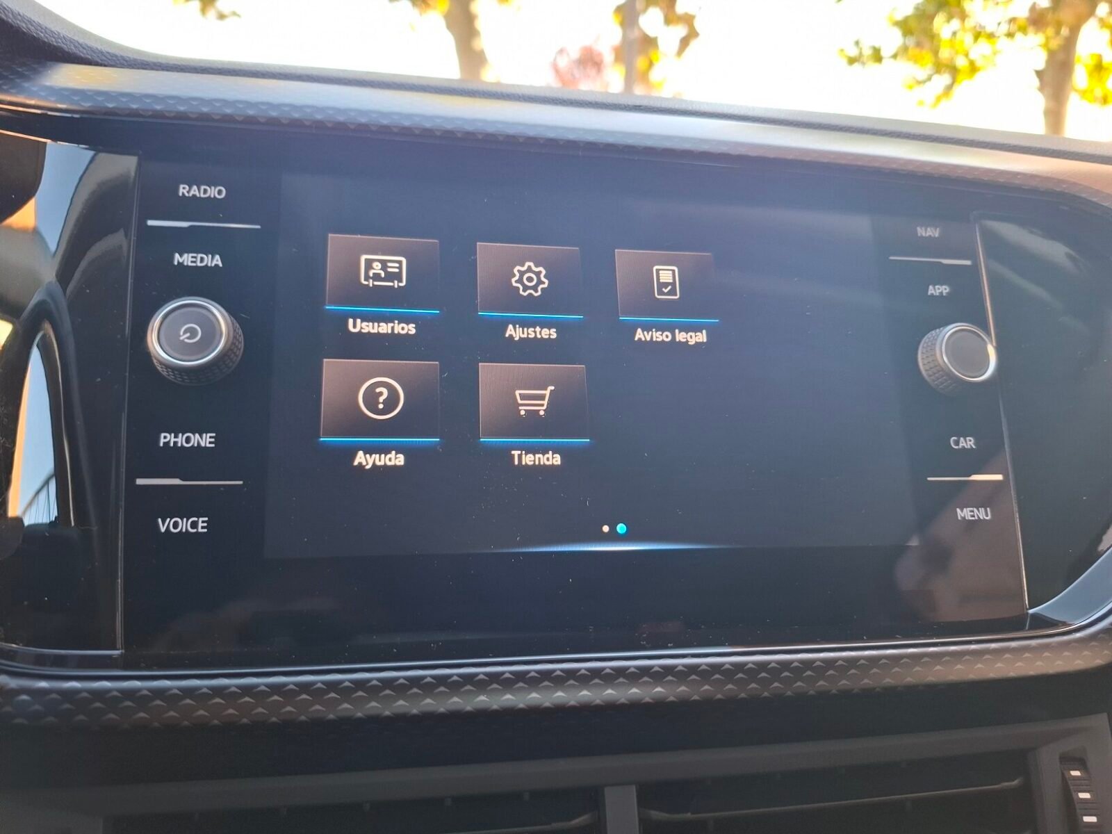 VOLKSWAGEN T-CROSS ADVANCE