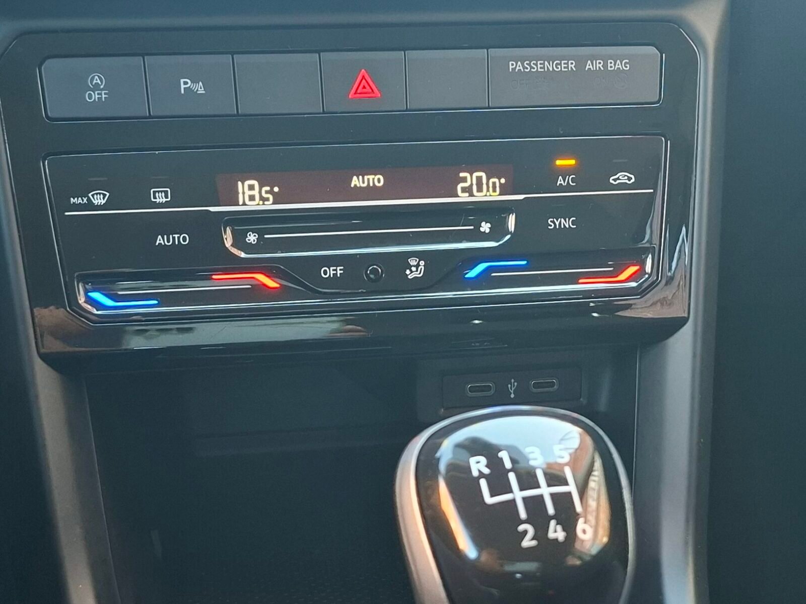 VOLKSWAGEN T-CROSS ADVANCE