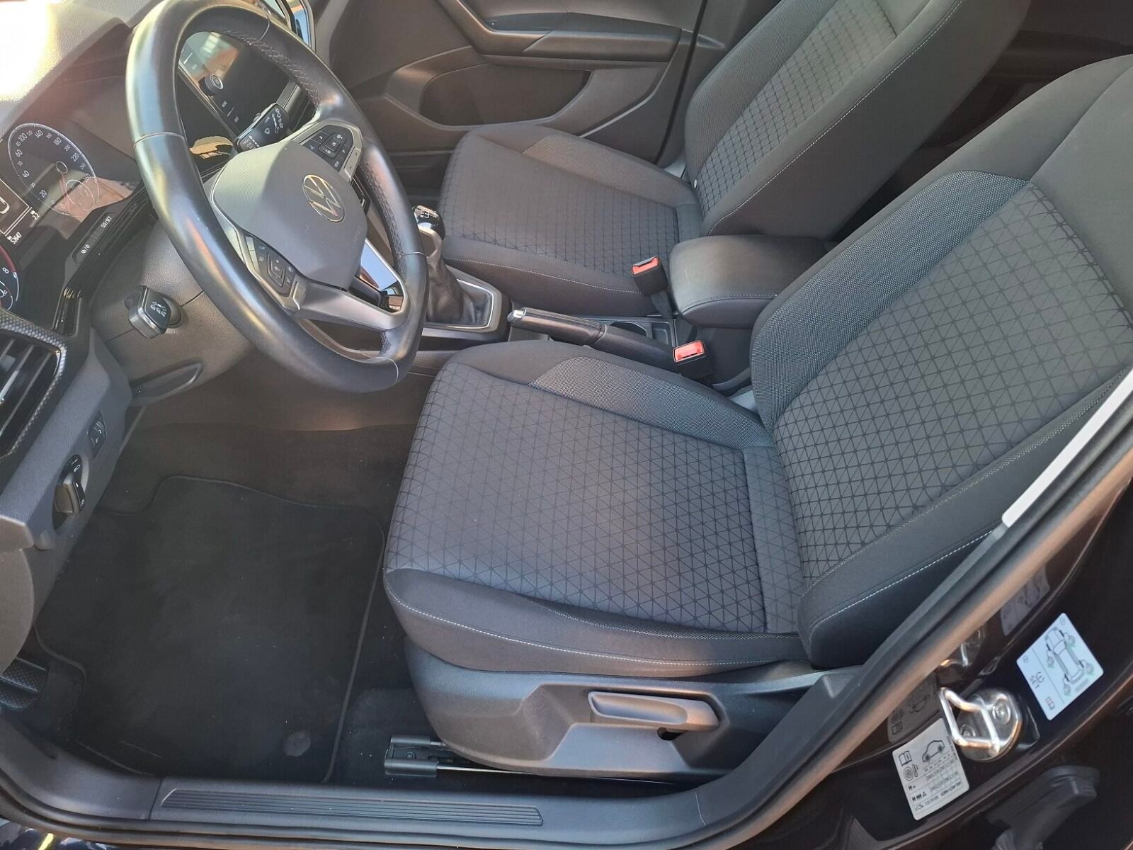 VOLKSWAGEN T-CROSS ADVANCE